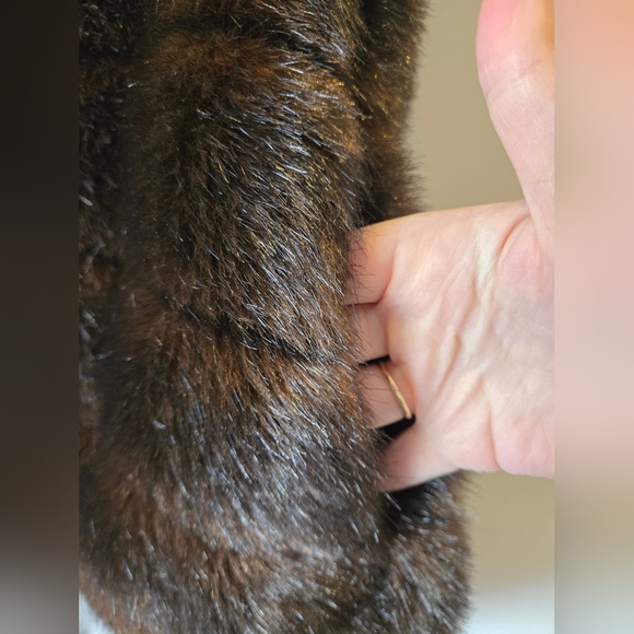 Harvey Faircloth Faux Fur Mink Vest Size 2 - Picture 5 of 11